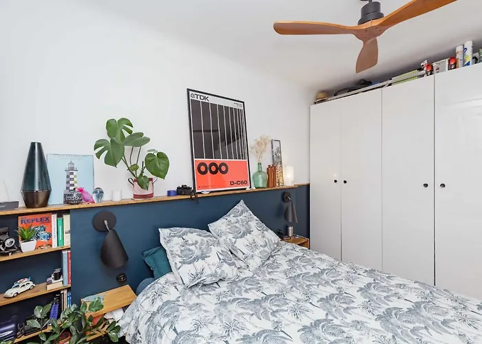 Comfy 31 M For 2 Well Decorated With Balcony