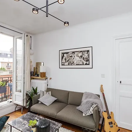 Comfy 31 M For 2 Well Decorated With Balcony Appartement Parijs Buitenkant foto
